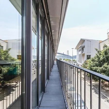 Апартаменти Alcantara Lovely With Balcony 2 Bdr With Ac