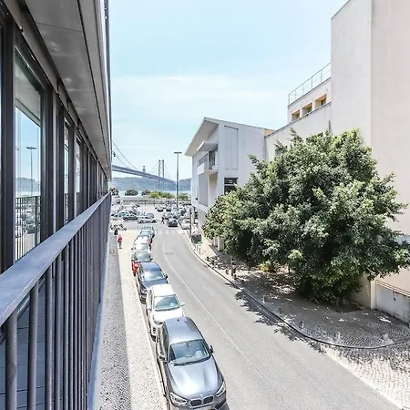 Alcantara Lovely With Balcony 2 Bdr With Ac *